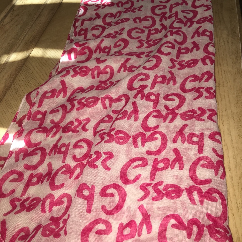 G by Guess Scarf
